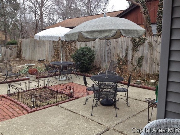 94 Circle Drive Springfield, IL 62703 - Photo 23 of 23