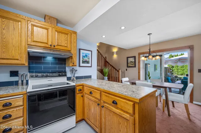 $898,900 | 303 South 19th Street, Coeur D'Alene, ID 83814