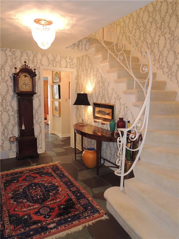 665 Osage Road Mt. Lebanon, PA 15243 - Photo 2 of 15 Gallery Image 2