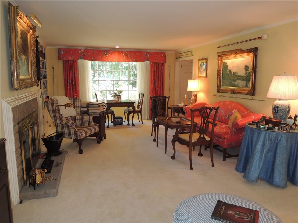 665 Osage Road Mt. Lebanon, PA 15243 - Photo 4 of 15 Gallery Image 4