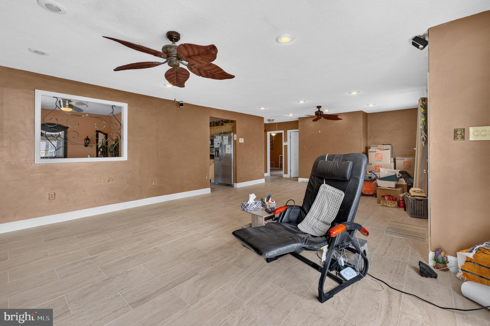 22 Woodbrook Road Turnersville, NJ 08012 - Photo 3 of 22 Living Room