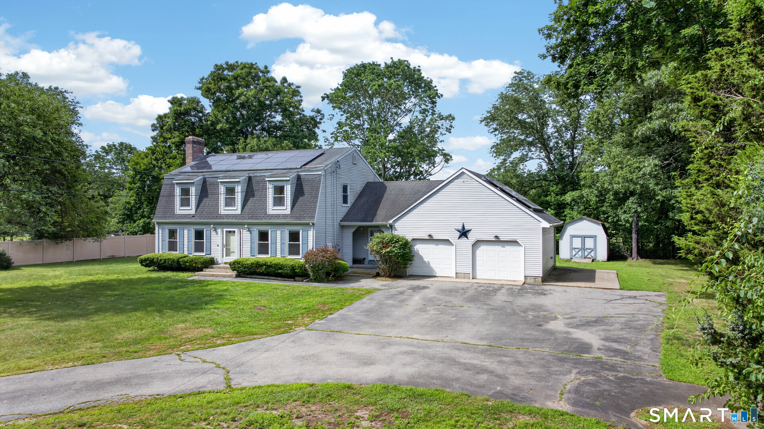 7 Massapeag Point Road Montville, CT 06382 - Photo 1 of 39