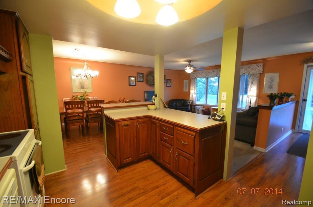 4581 Maybee Road Clarkston, MI 48348 - Photo 16 of 31 DSC_0249.jpg