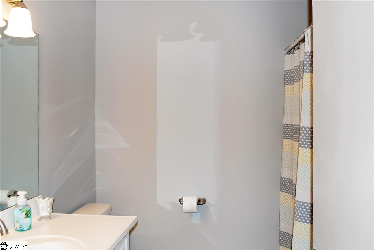 305 Timberlane Road Greer, SC 29651 - Photo 14 of 19 Gallery Image 14