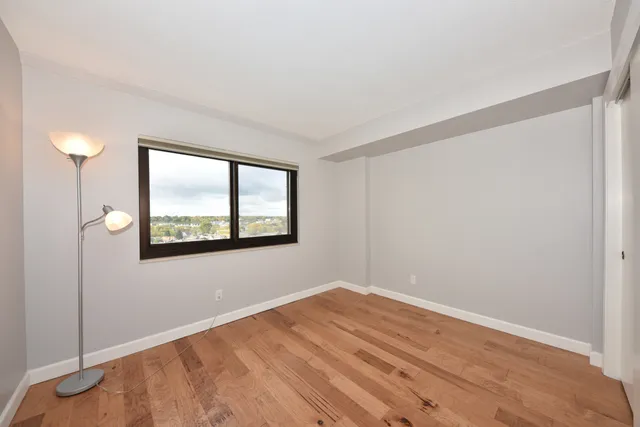 $224,900 | 1633 North Prospect Avenue, Unit 10C, Milwaukee, WI 53202