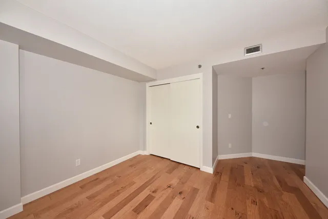 $224,900 | 1633 North Prospect Avenue, Unit 10C, Milwaukee, WI 53202