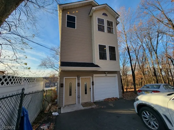 $3,000 | 46 Garret Street, Paterson, NJ 07501