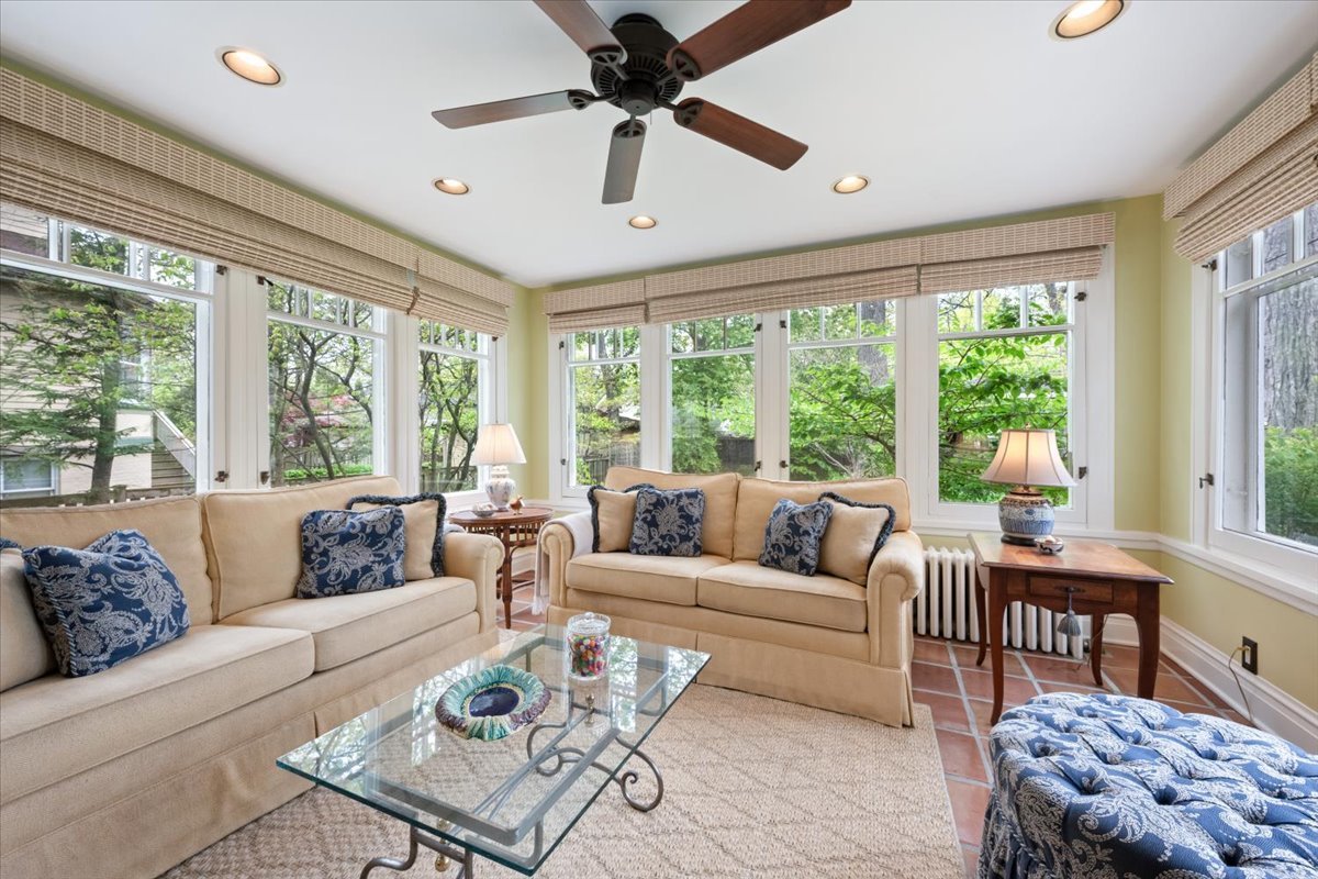 2311 Park Place Evanston, IL 60201 - Photo 12 of 41