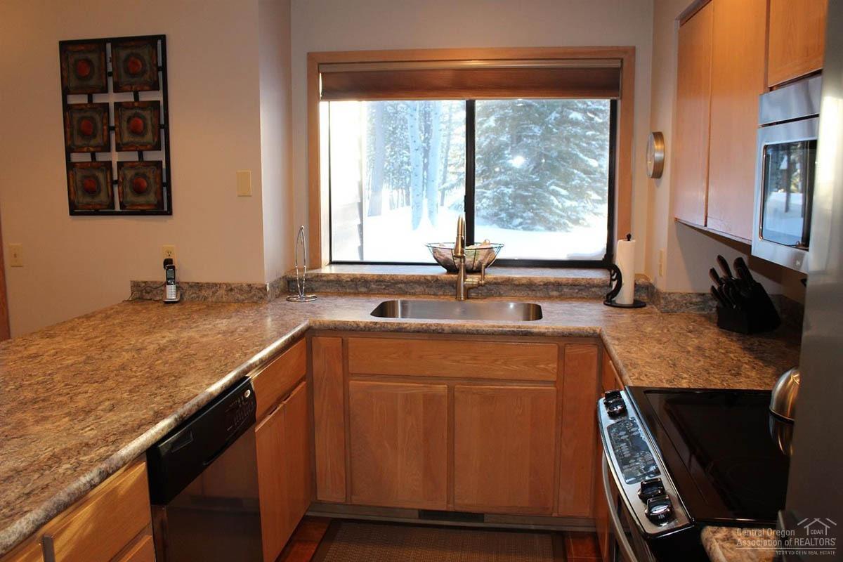 57402 Beaver Ridge Loop Sunriver, OR 97707 - Photo 12 of 20 Additional Photo