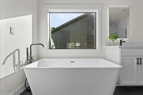 $1,175,000 | 9345 Secretariat Lane, Hayden, ID 83835