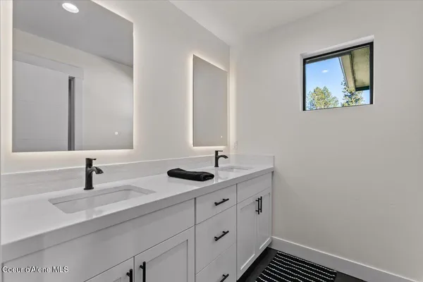 $1,175,000 | 9345 Secretariat Lane, Hayden, ID 83835