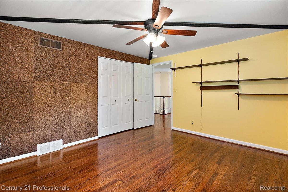 633 Foxhall Road Bloomfield Hills, MI 48304 - Photo 48 of 61 48-633 Foxhall -48.jpg