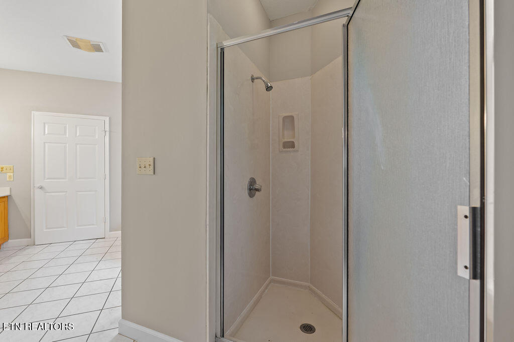 121 Inata Circle Loudon, TN 37774 - Photo 31 of 60 DSC00418