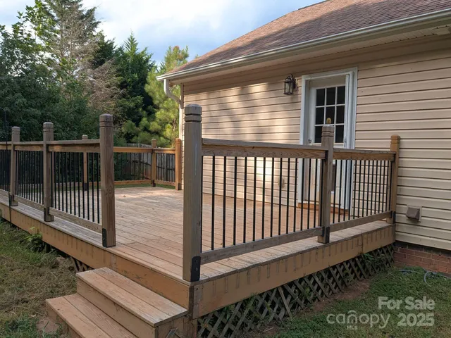 $315,000 | 1221 Woodpecker Drive, Clover, SC 29710