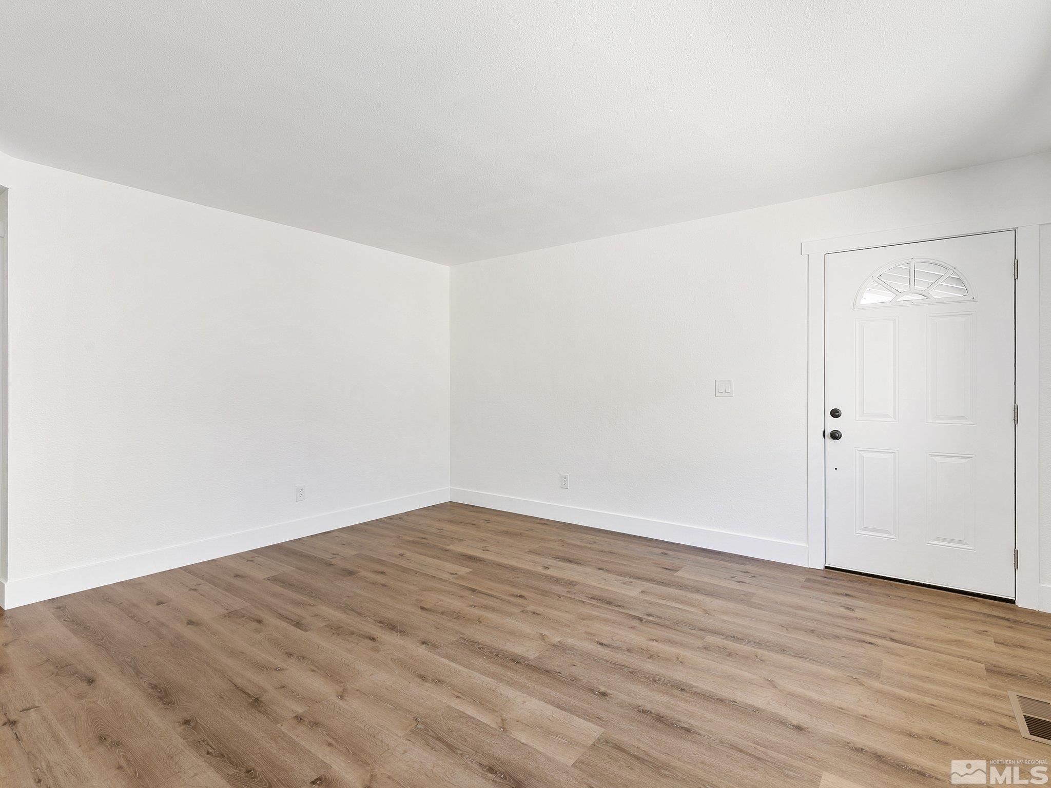 1376 Butler Street Reno, NV 89512 - Photo 6 of 22 Photo 6