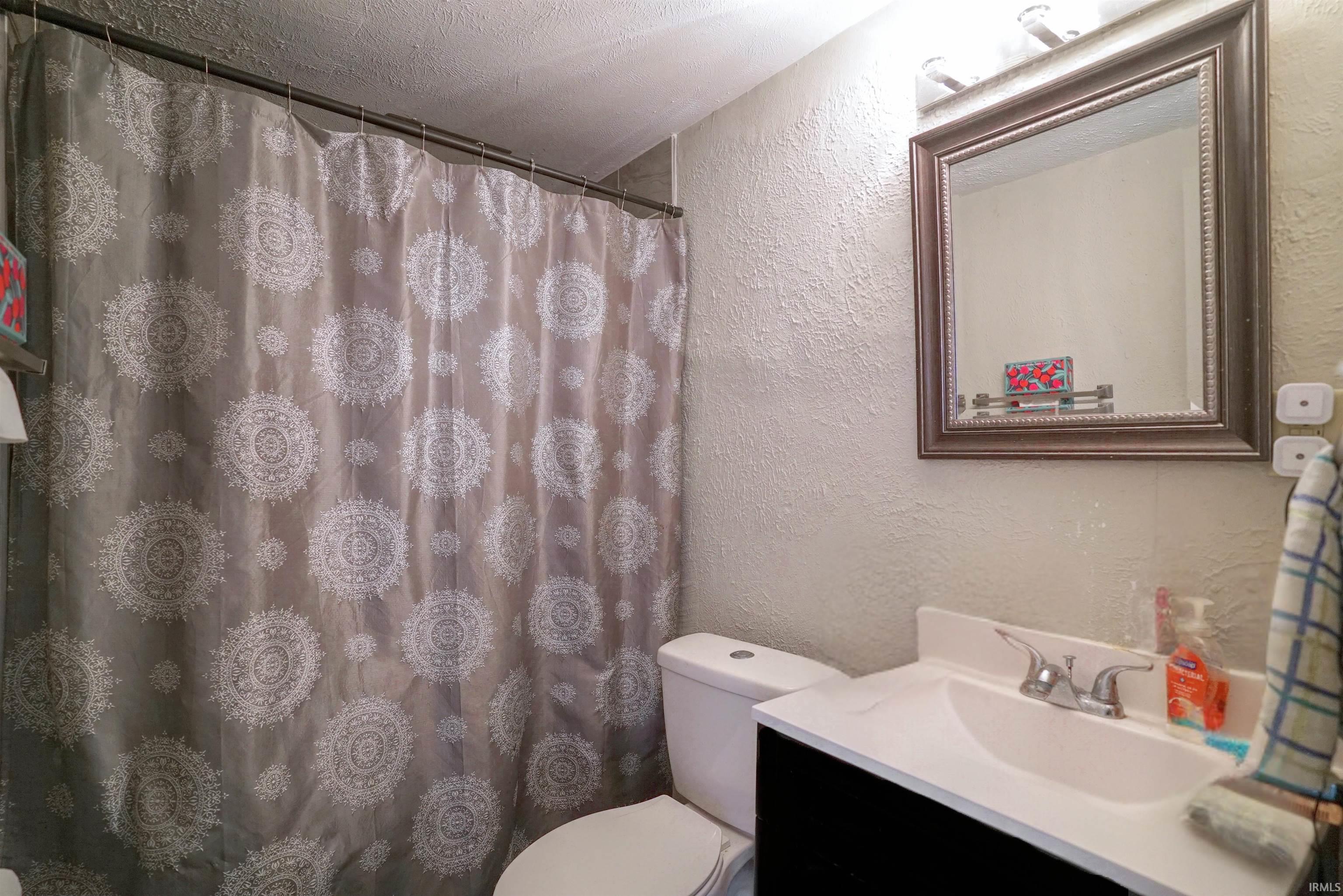 1122 Fremont Street South Bend, IN 46628 - Photo 9 of 11