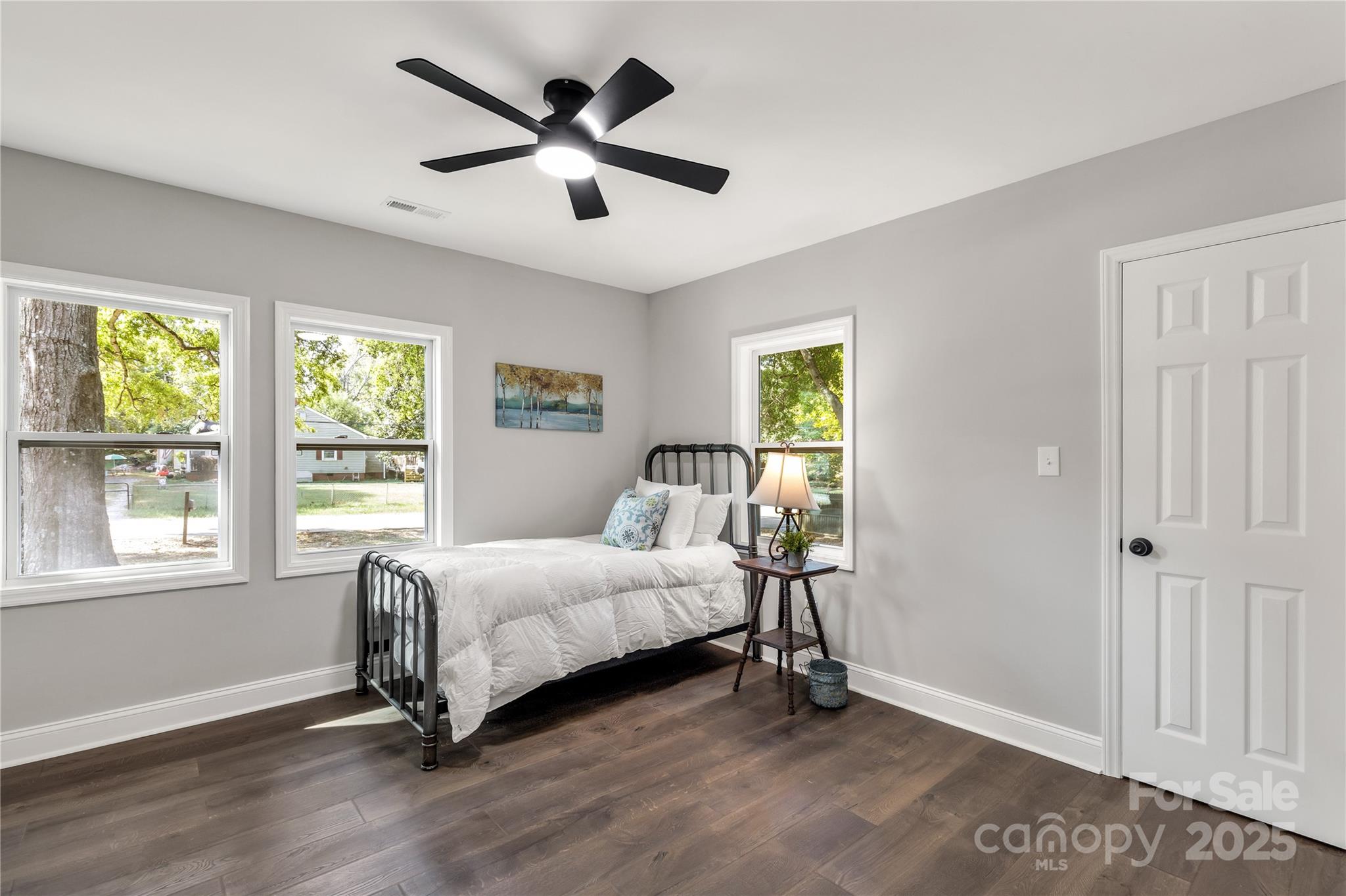 951 Confederate Avenue Lancaster, SC 29720 - Photo 18 of 29 a bed room with a bed and a window