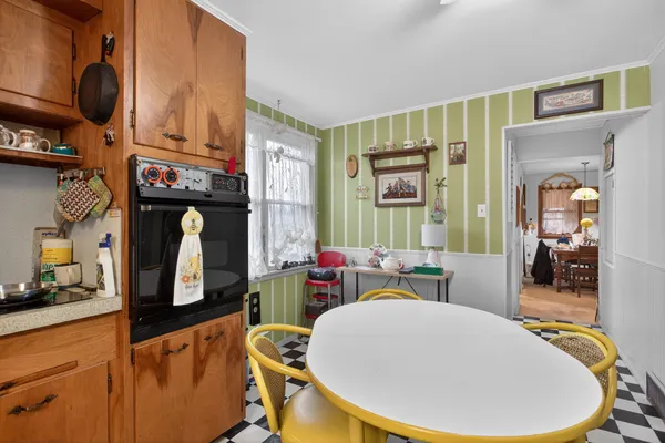 $124,900 | 2013 Cooper Street, Jackson, MI 49202