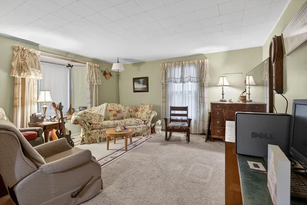 $124,900 | 2013 Cooper Street, Jackson, MI 49202