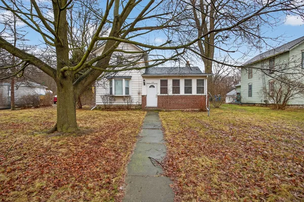 $124,900 | 2013 Cooper Street, Jackson, MI 49202