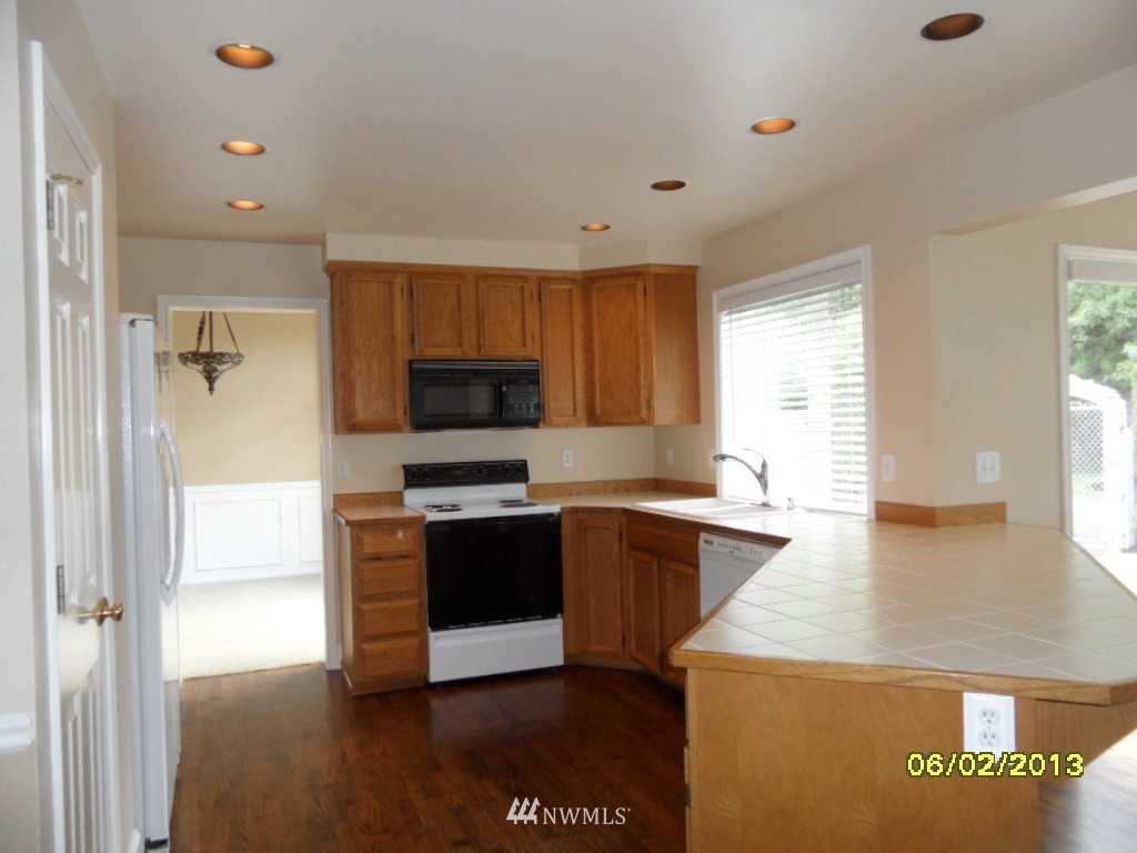 23104 14th Drive Southeast Bothell, WA 98021 - Photo 7 of 14 Gallery Image 7
