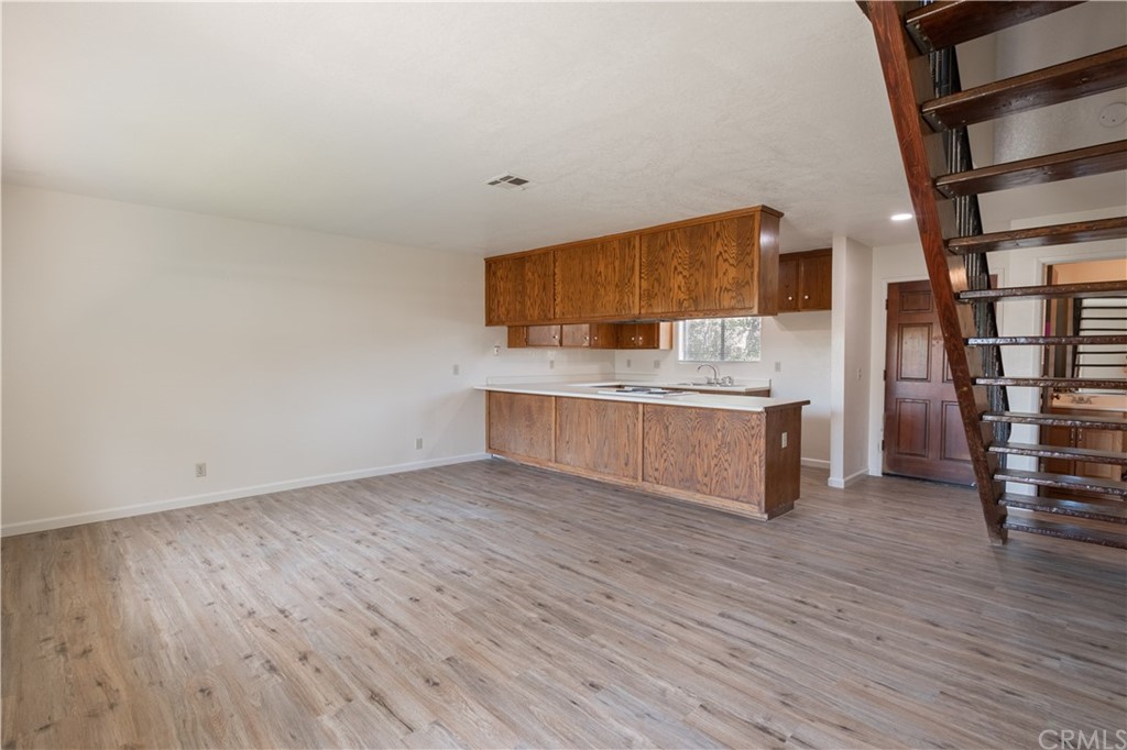 9176 Tiburon Circle, Unit 3 Atascadero, CA 93422 - Photo 5 of 16 The spacious Living Room has plenty of space to use as a Dining Area.