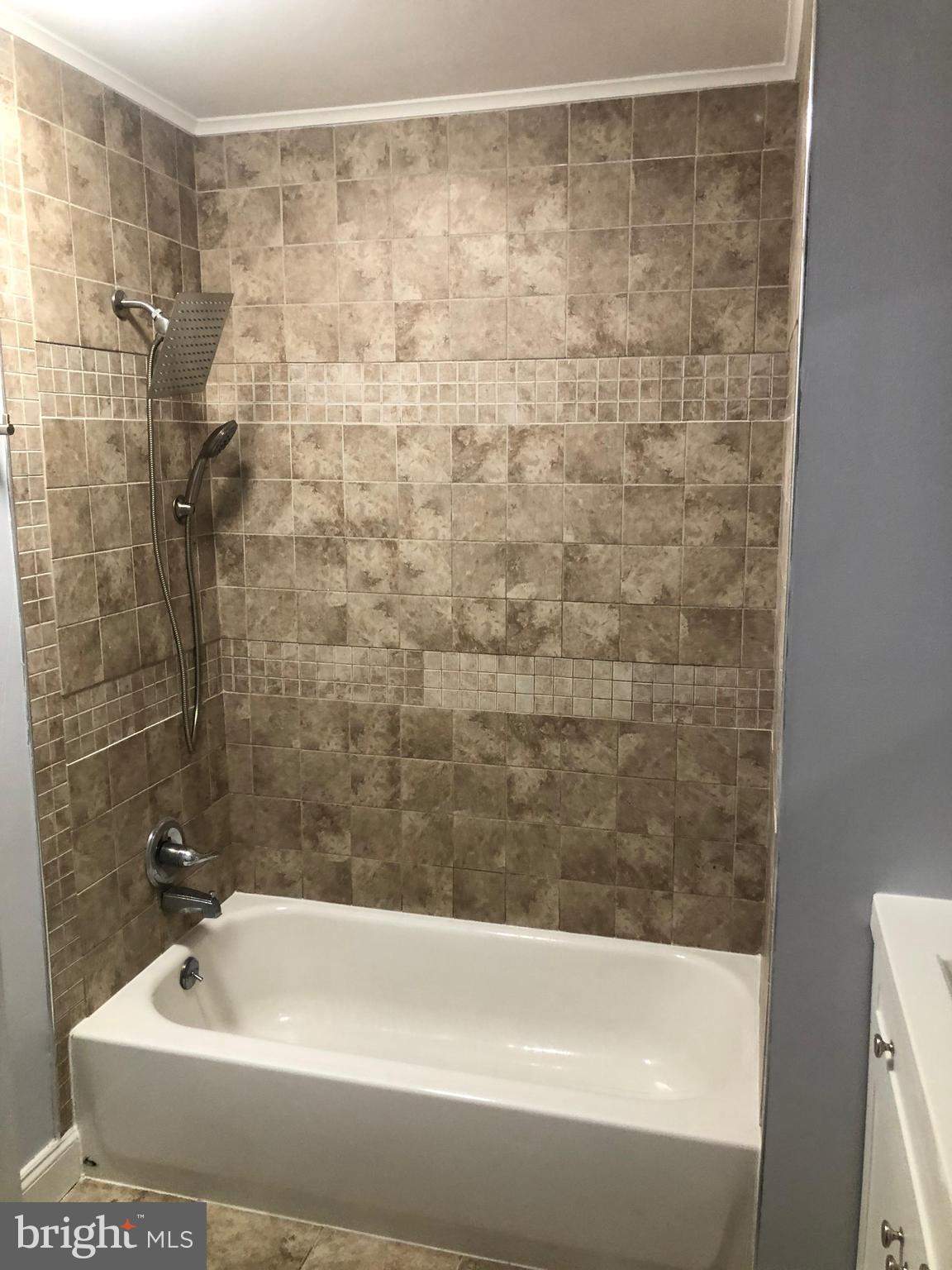 13013 Townsend Road, Unit A3 Philadelphia, PA 19154 - Photo 8 of 23