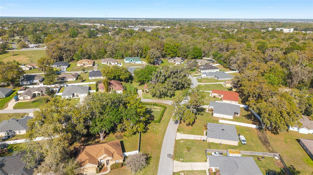 10090 Southwest 78th Court Ocala, FL 34476 - Photo 45 of 52 view of city and mountain