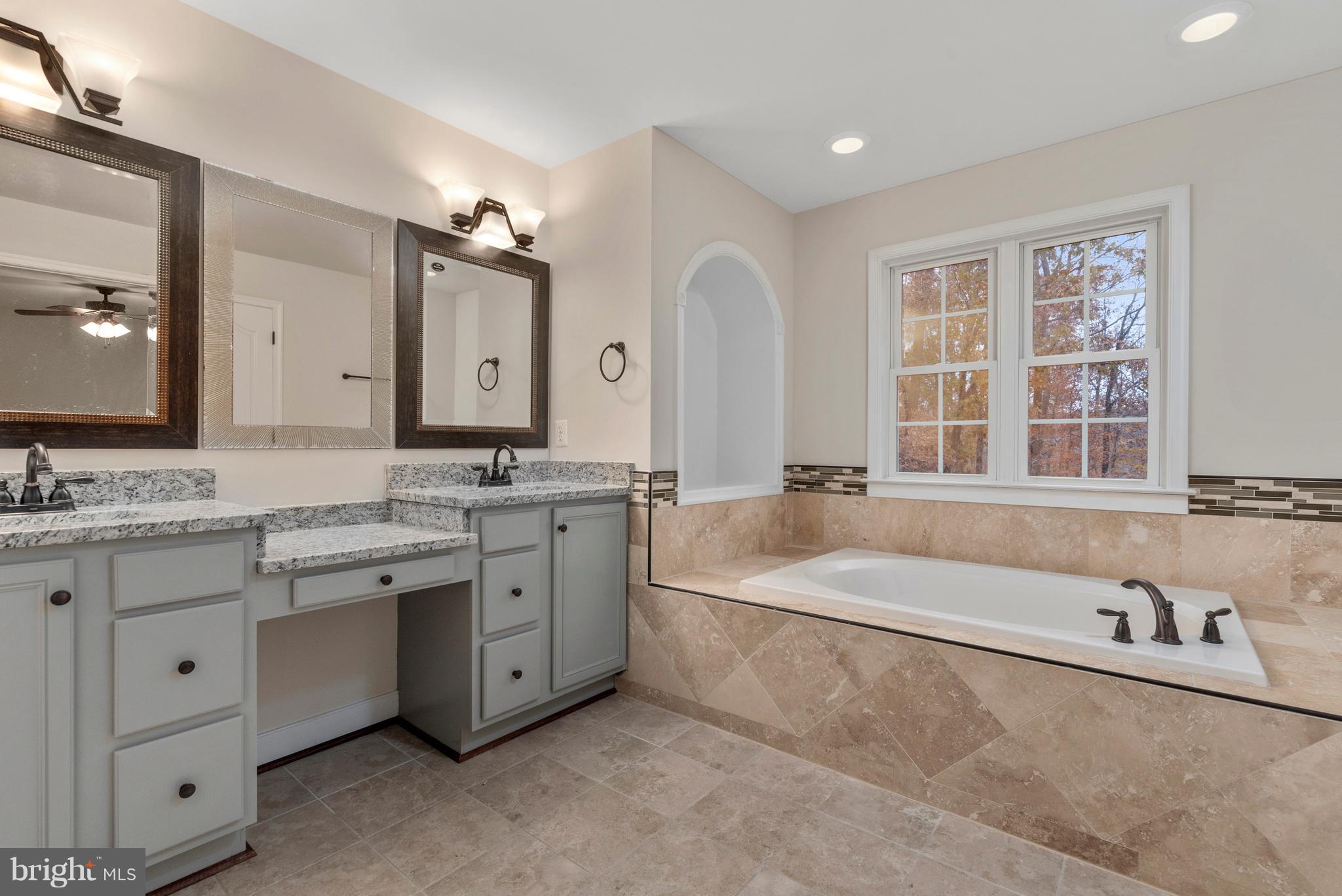75 Marsh Run Road Fredericksburg, VA 22406 - Photo 17 of 33 Bath (Master)