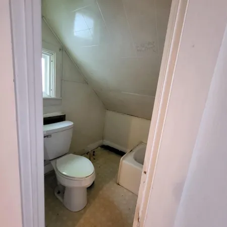 $165,000 | 612 Buffalo Street, Manitowoc, WI 54220