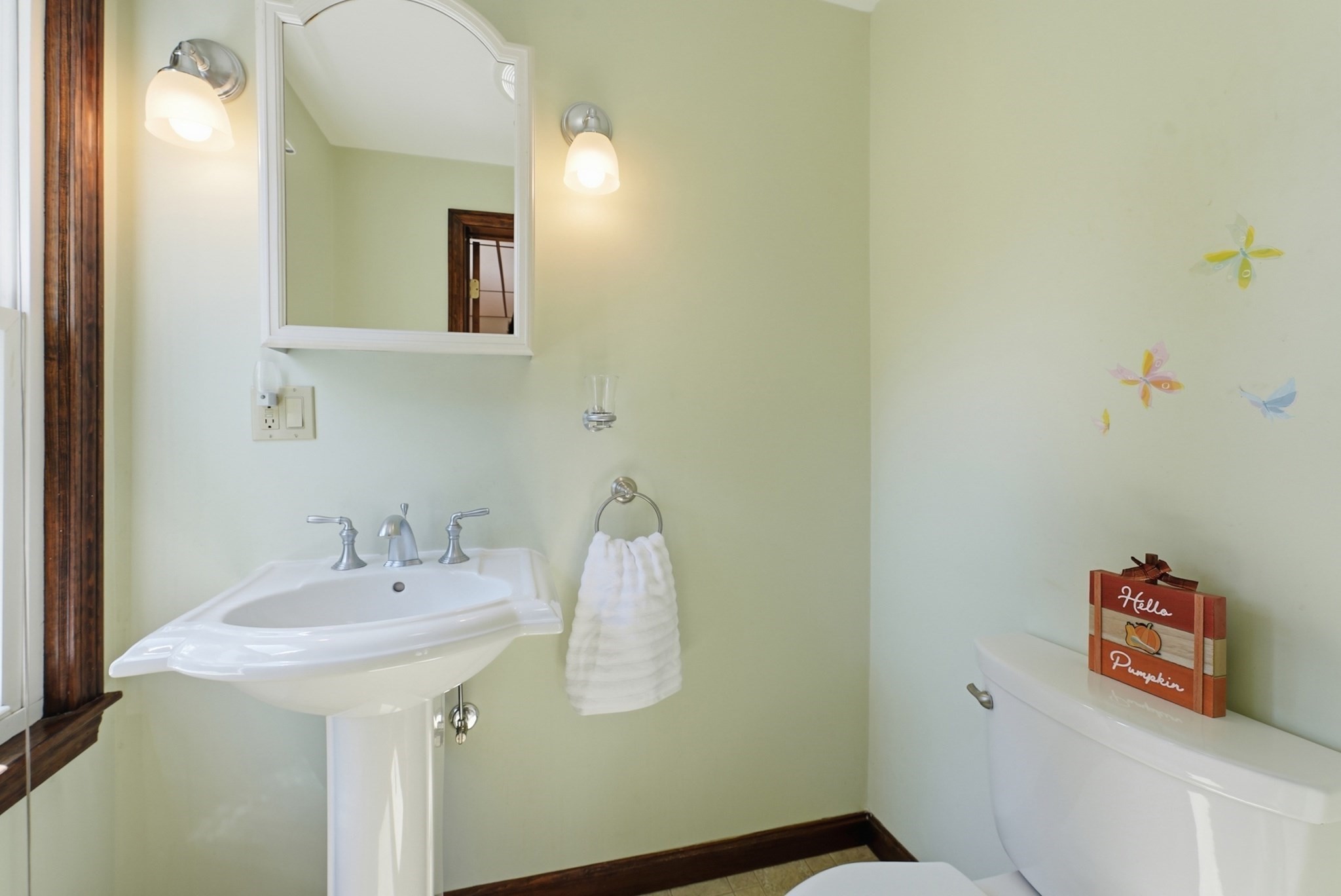 57 Maple Street West Springfield, MA 01089 - Photo 18 of 39 Gallery Image 18