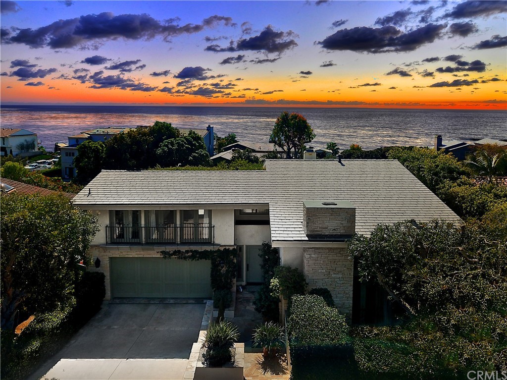 725 Emerald Bay Laguna Beach, CA 92651 - Photo 2 of 2