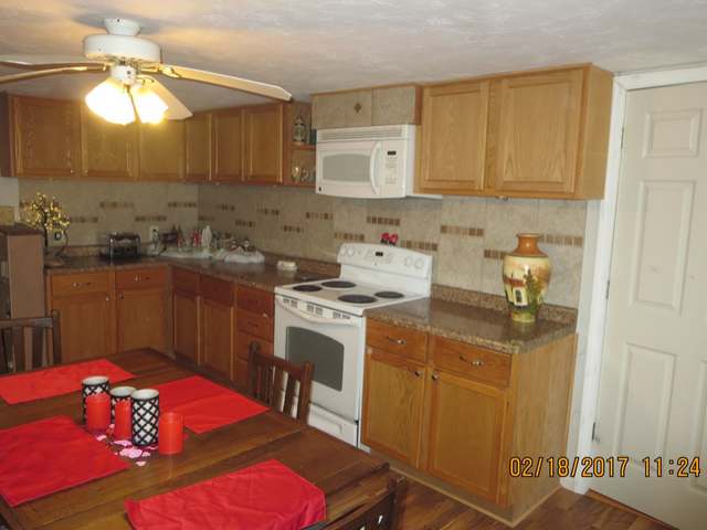 W8785 Cloverleaf Lake Road Clintonville, WI 54929 - Photo 10 of 20 Gallery Image 10