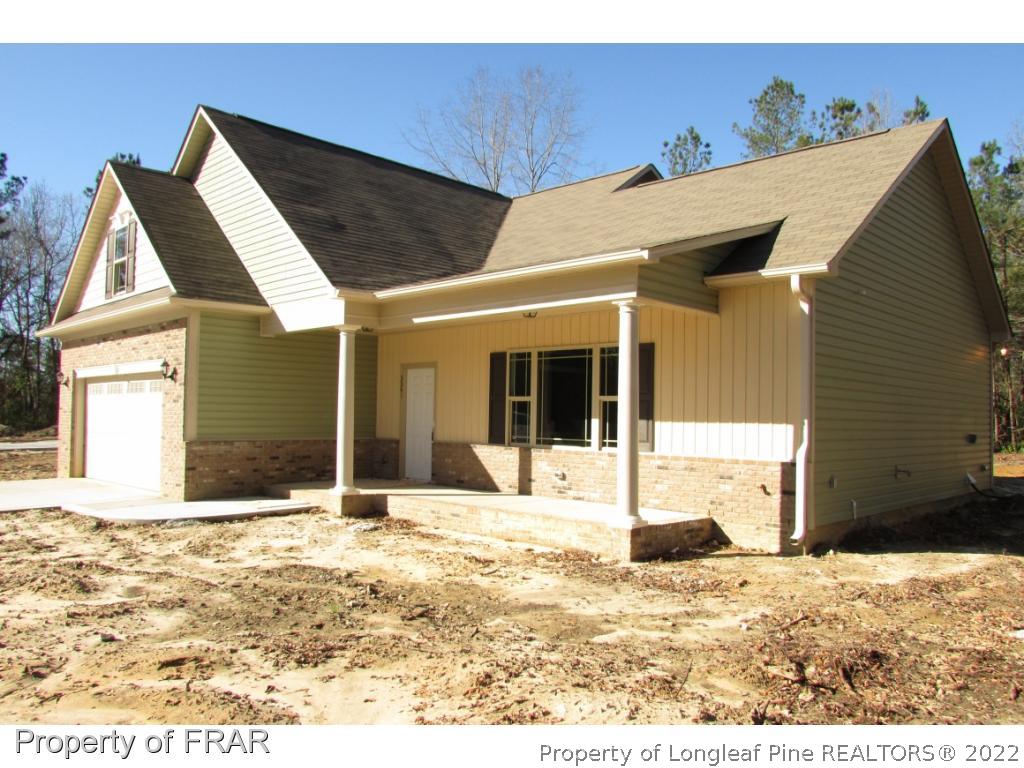 3341 Thrower Road Hope Mills, NC 28348 - Photo 1 of 32 a view of a terrace