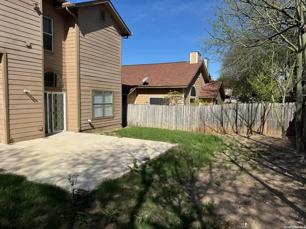 $1,800 | 9730 Silver Moon, San Antonio, TX 78254