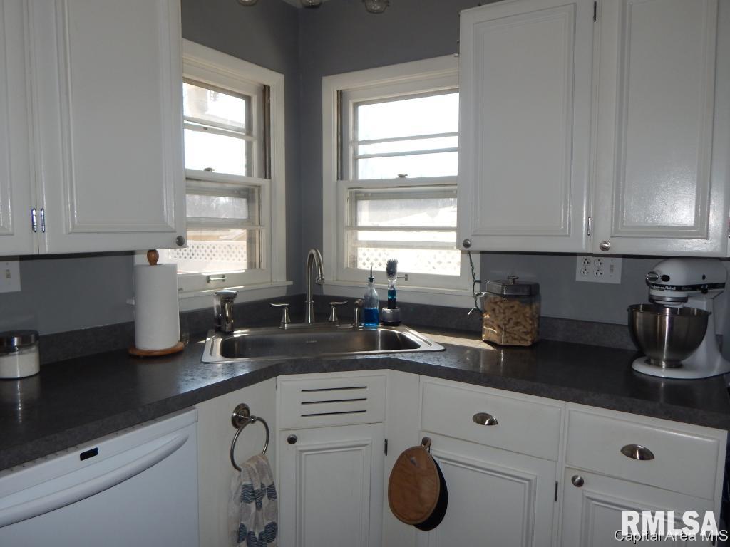 3642 Lancaster Road Springfield, IL 62703 - Photo 5 of 17