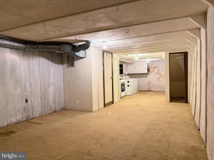 a view of a storage & utility room