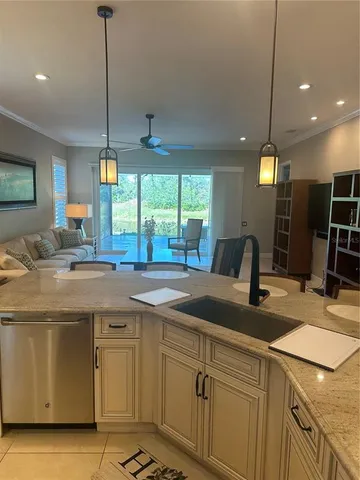 $7,000 | 7135 Kensington Court, University Park, FL 34201