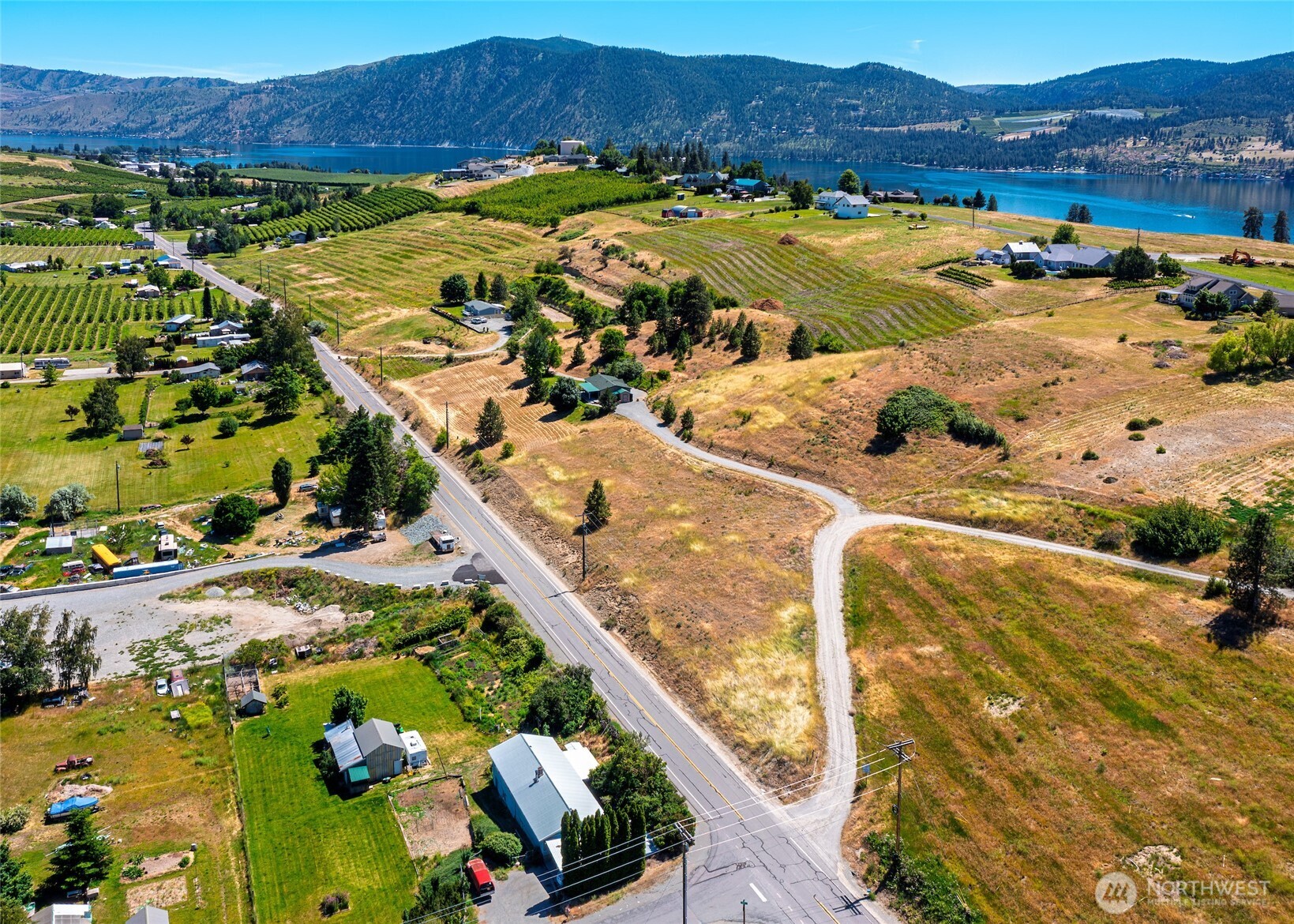 32 Barkley Road Manson, WA 98831 - Photo 2 of 17 a view of an ocean view