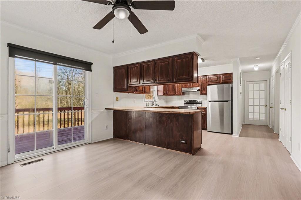 3226 Derby Circle High Point, NC 27265 - Photo 11 of 22