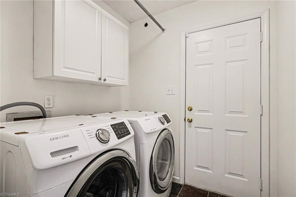 3226 Derby Circle High Point, NC 27265 - Photo 13 of 22
