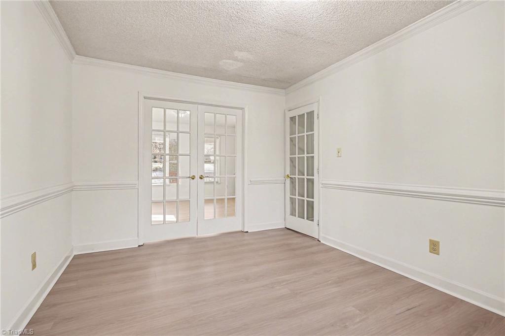 3226 Derby Circle High Point, NC 27265 - Photo 7 of 22