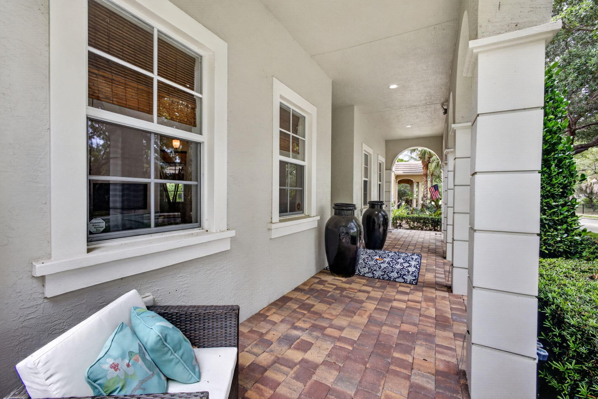 127 Arklow Avenue Jupiter, FL 33458 - Photo 7 of 36 9-web-or-mls-5D1A7067