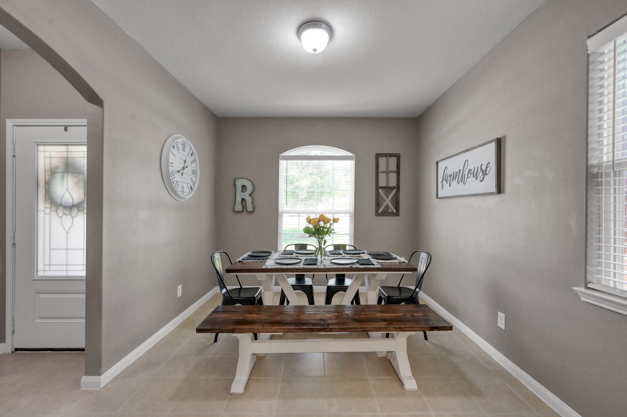 7562 Fettle Lane Conroe, TX 77304 - Photo 7 of 30 Bright and versatile front room ideal for a formal dining area, home office, flex space, or additional sitting area.