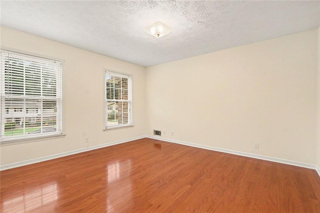 1683 Oak Ridge Circle Southwest Stone Mountain, GA 30087 - Photo 20 of 45