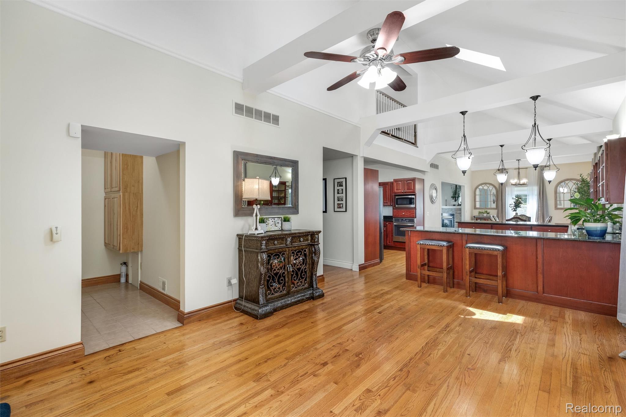 21280 Merriman Road New Boston, MI 48164 - Photo 32 of 65 40-21280 Merriman Rd 0045.jpg
