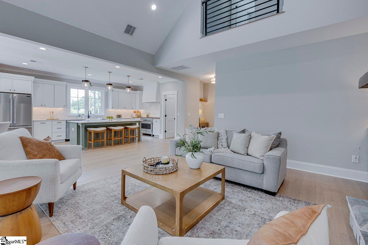 2337 Old Parker Road Greenville, SC 29609 - Photo 6 of 26 Gallery Image 6