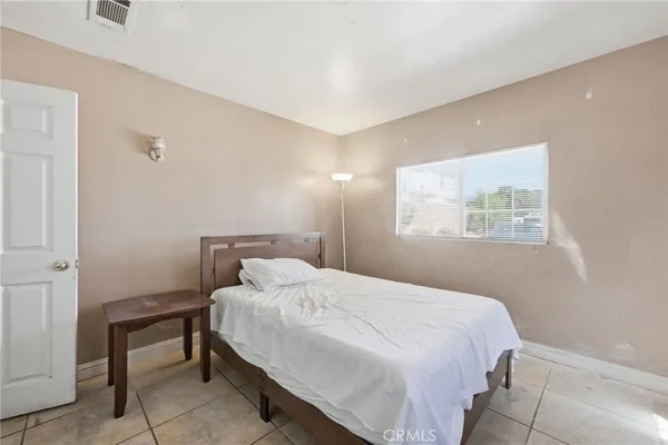$485,000 | 16445 Arrow Boulevard, Fontana, CA 92335