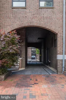$1,395,000 | 256 South 3rd Street, Philadelphia, PA 19106