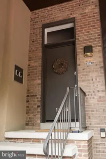 $1,395,000 | 256 South 3rd Street, Philadelphia, PA 19106